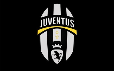 尊皇国际快讯-乌兹别克斯坦队更衣室赛后总结会